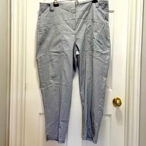 New Habitat blue & white striped zip up cropped pants Size XL